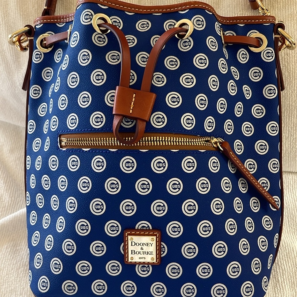 Dooney Bourke Chicago Cub drawstring bucket bag - Picture 2 of 9